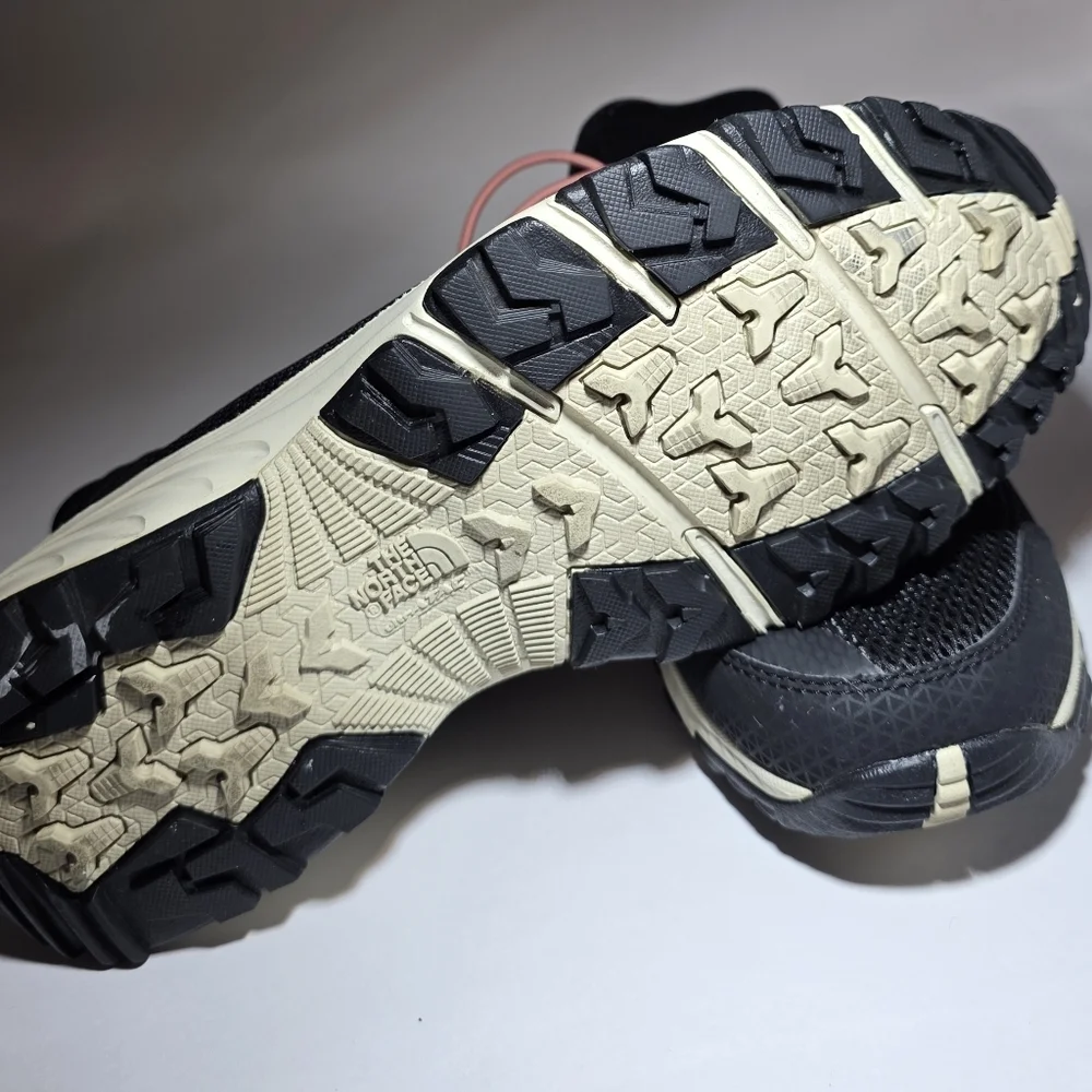 Thr North Face Black and Pink Women's Athletic Shoes